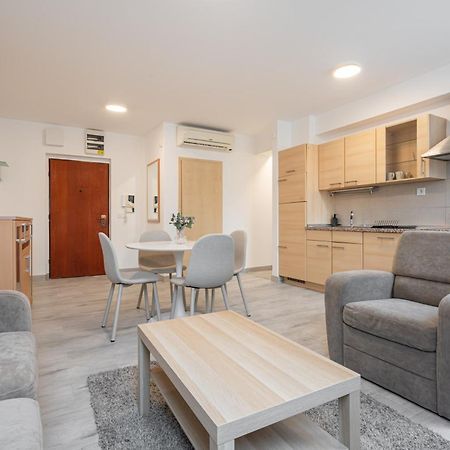 D16 - Gozsdu Garden Residence - Best Location By Bqa Budapest Kültér fotó