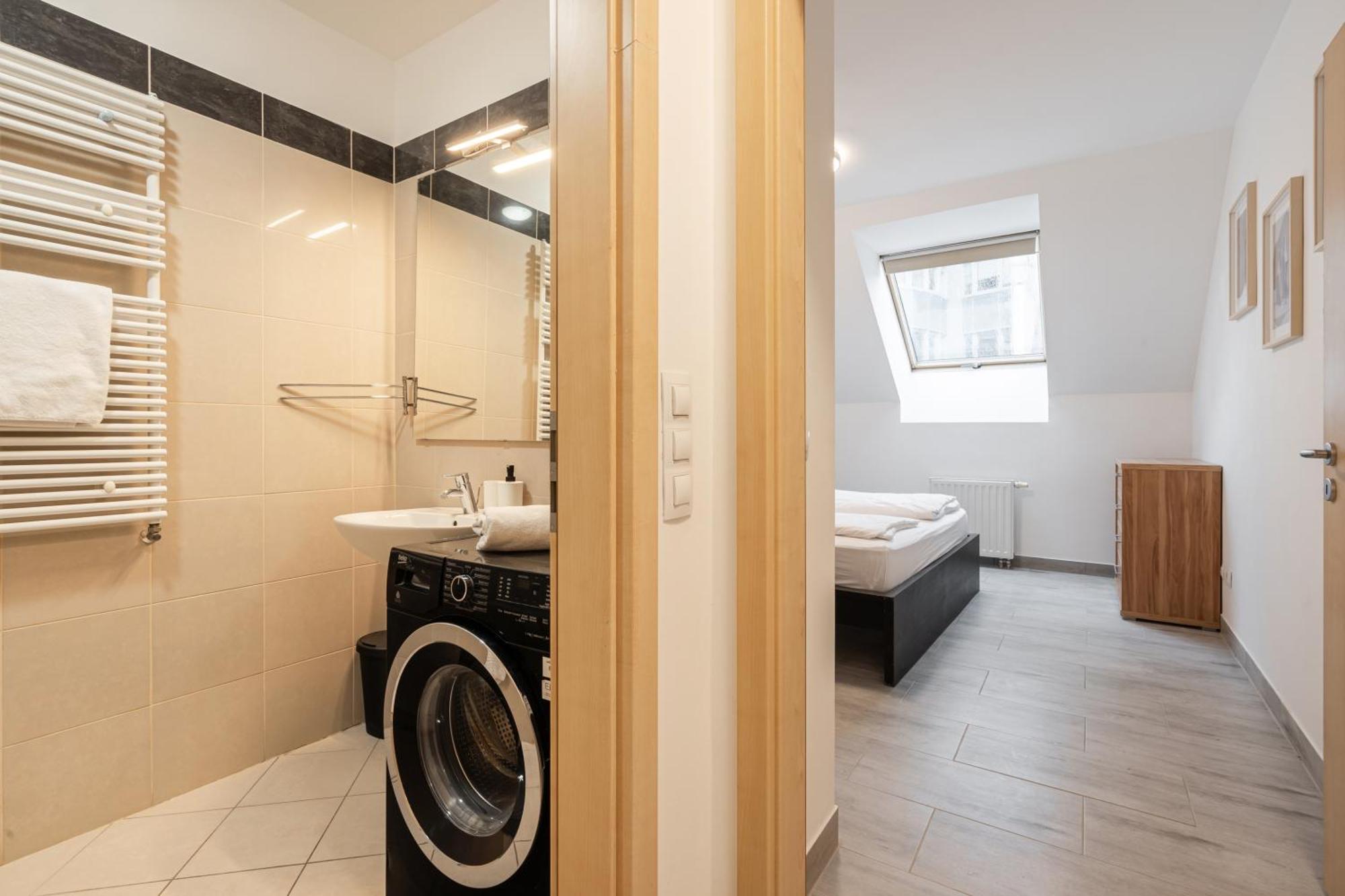 D16 - Gozsdu Garden Residence - Best Location By Bqa Budapest Kültér fotó