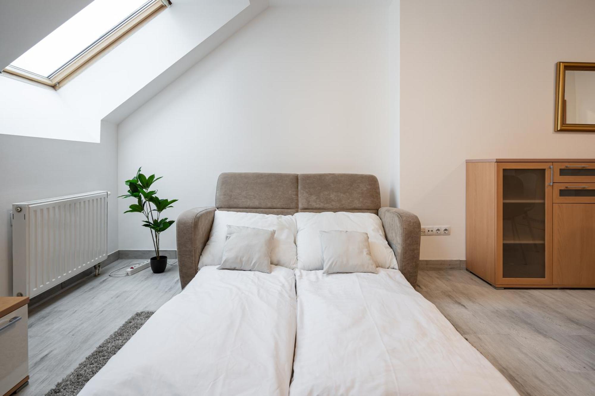 D16 - Gozsdu Garden Residence - Best Location By Bqa Budapest Kültér fotó